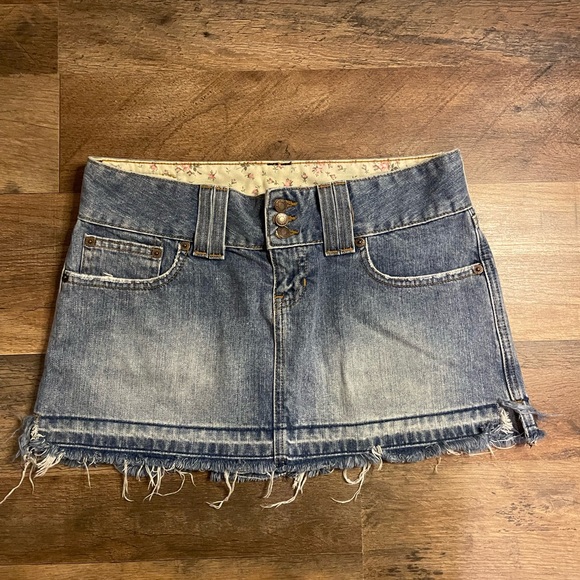 Abercrombie &fitch denim skirt - Picture 2 of 5